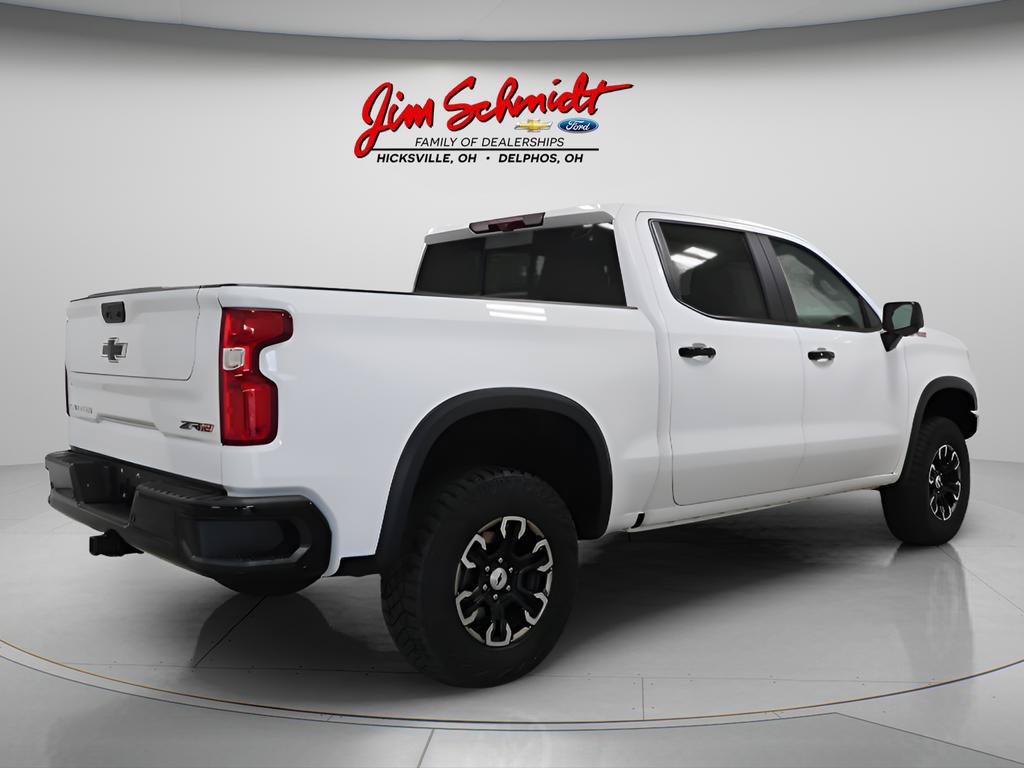 Used 2024 Chevrolet Silverado 1500 ZR2 w/ Technology Package AWD/4WD image 6