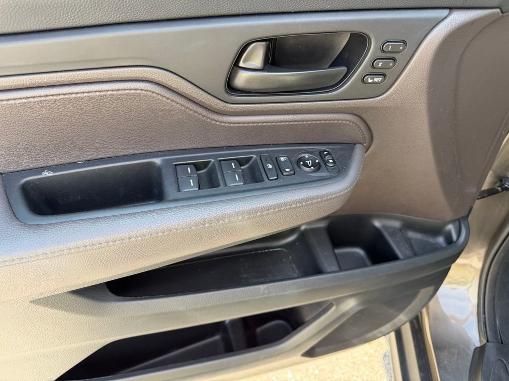 Used 2019 Honda Odyssey EX-L image 23