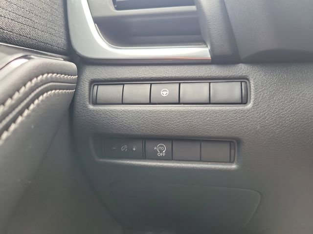 Used 2023 Nissan Rogue SV FWD image 29