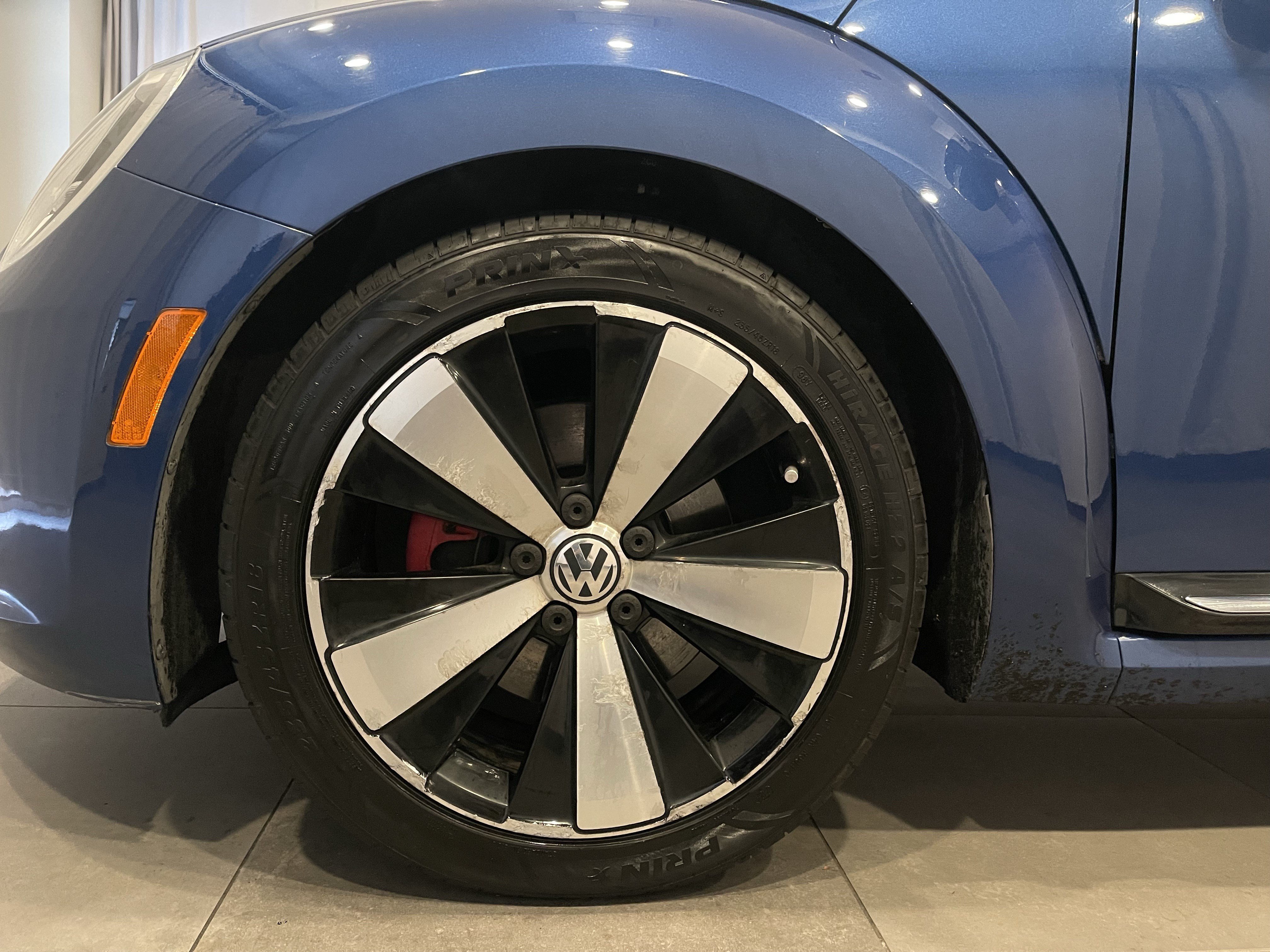 Used 2013 Volkswagen Beetle 2.0T FWD image 7