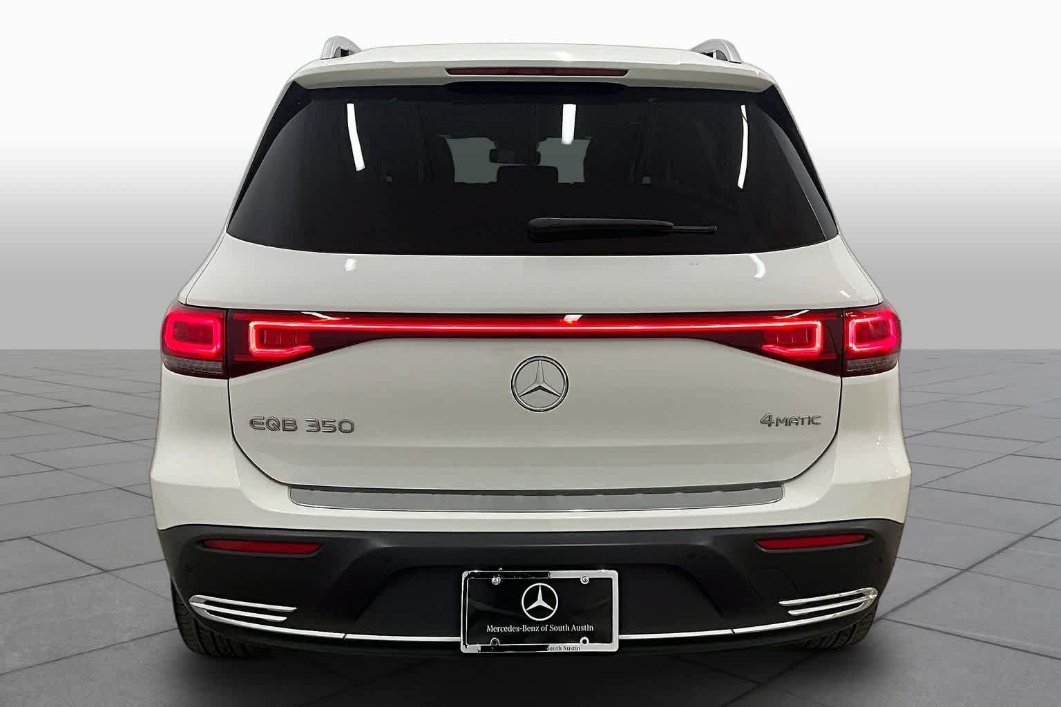 Certified 2023 Mercedes-Benz EQB 350 4MATIC SUV w/ Exclusive Package image 4