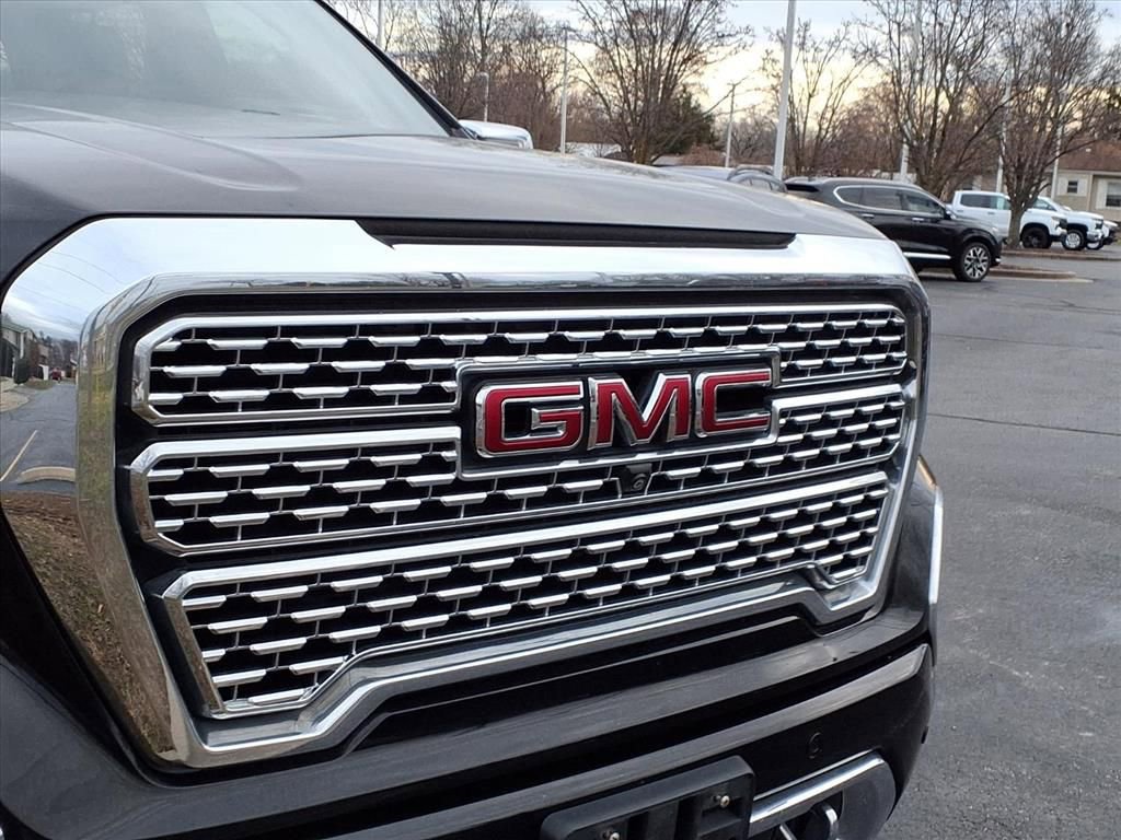 Used 2020 GMC Sierra 1500 Denali w/ Denali Carbonpro Edition image 24