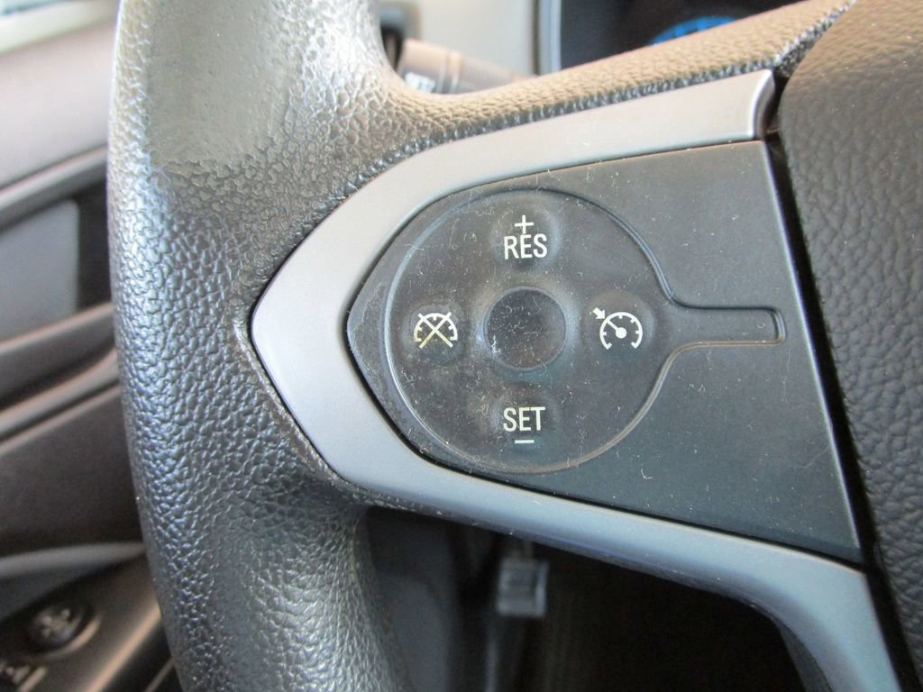 Used 2018 Chevrolet Colorado W/T w/ WT Convenience Package RWD image 32