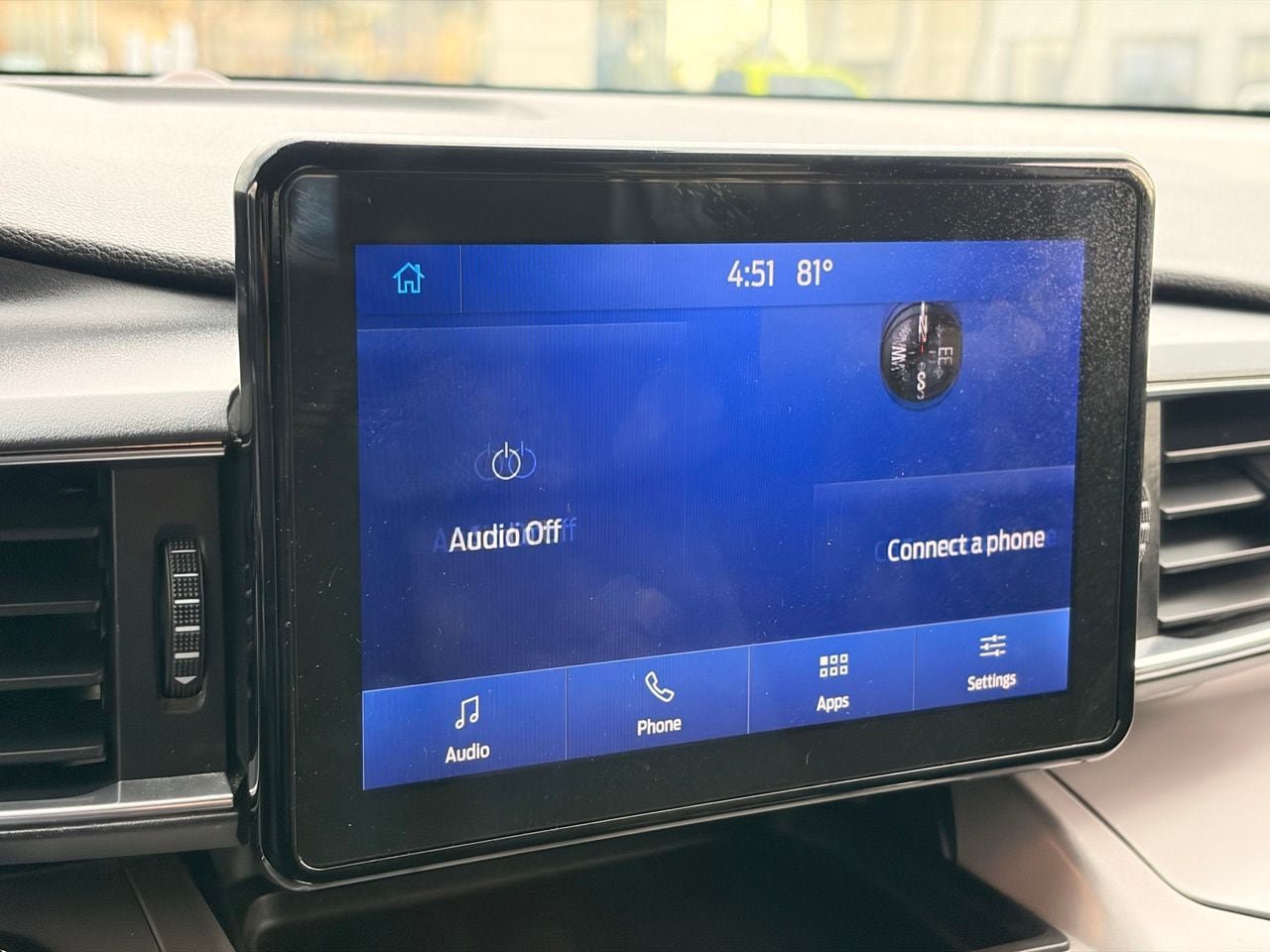 Used 2023 Ford Explorer XLT w/ Equipment Group 202A RWD image 21