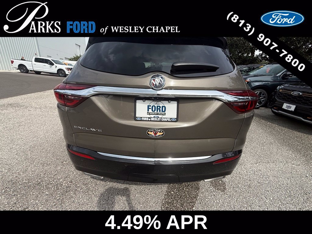 Used 2020 Buick Enclave Premium w/ Surround and Sites Package FWD image 4