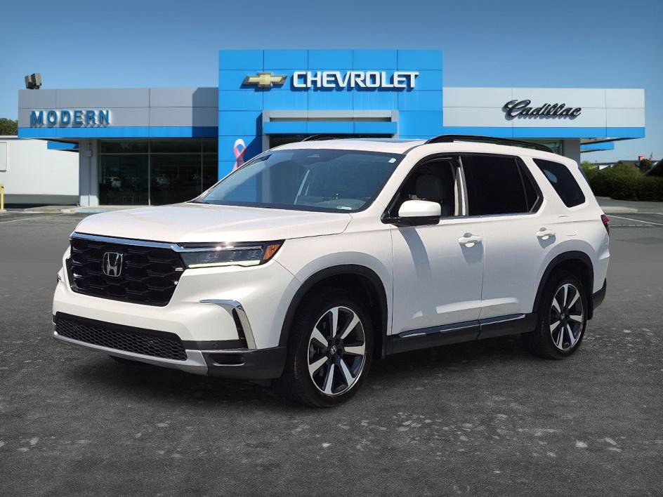 Used 2025 Honda Pilot Touring video 1
