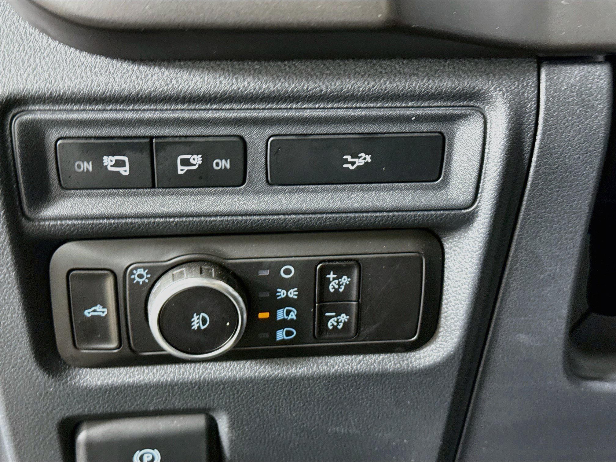 Used 2024 Ford F150 XLT w/ Equipment Group 302A MID RWD image 9