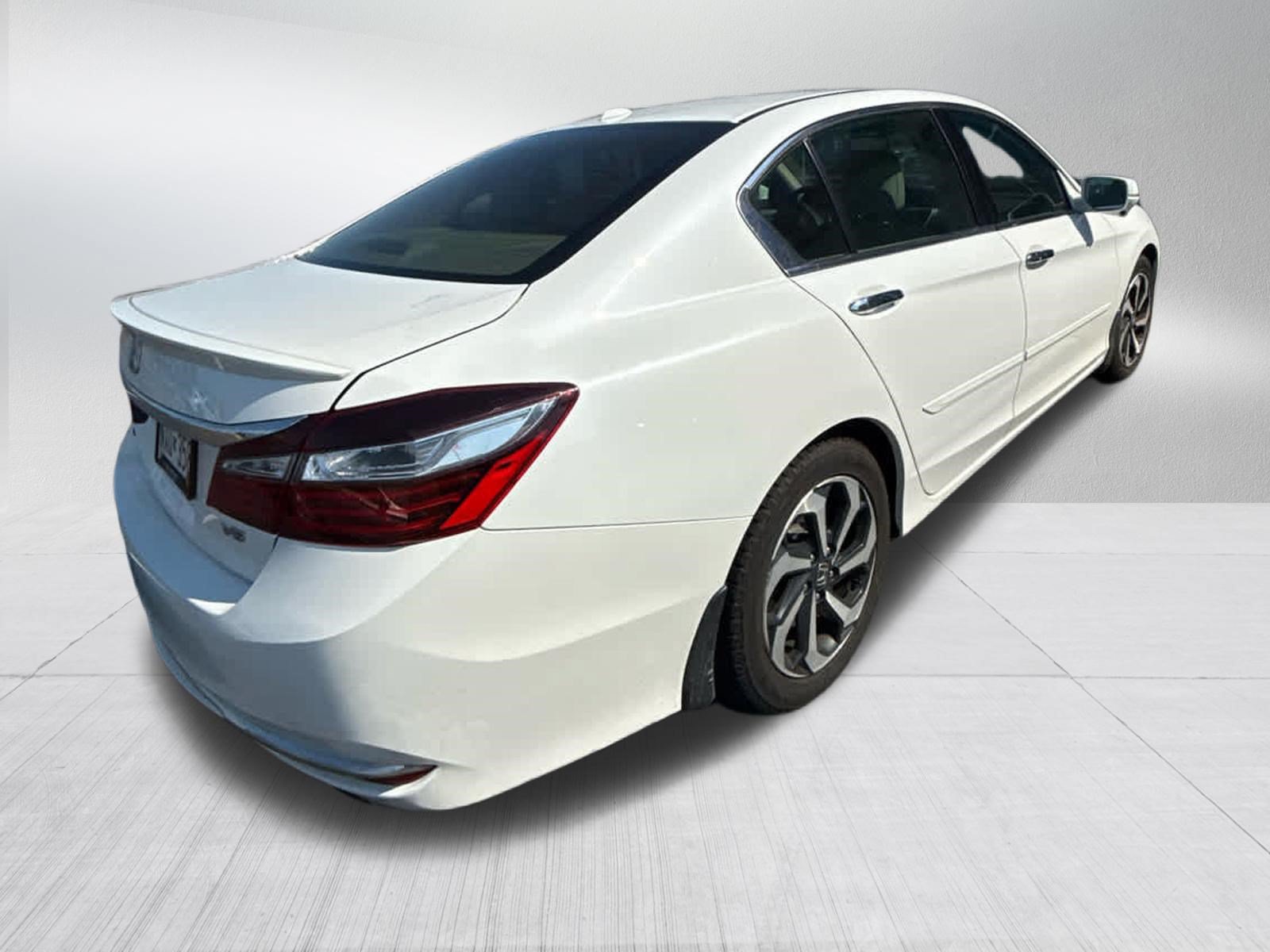 Used 2016 Honda Accord EX-L image 8