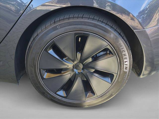 Used 2024 Tesla Model 3 Long Range AWD/4WD image 24