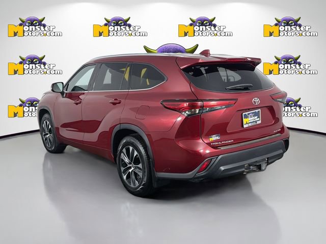 Used 2020 Toyota Highlander XLE image 7