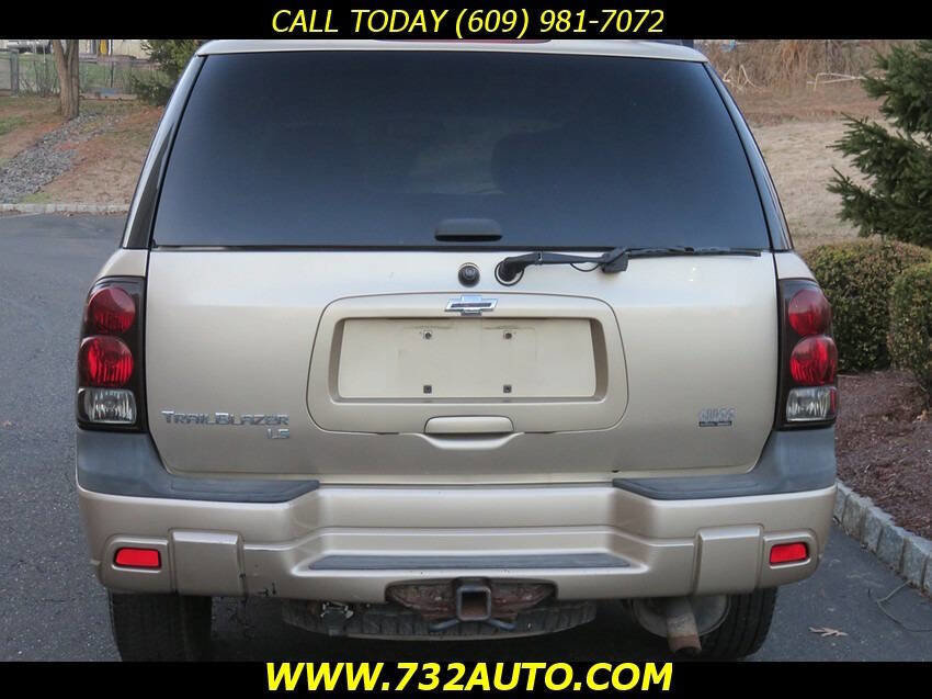 Used 2005 Chevrolet TrailBlazer LS w/ LS Preferred Equipment Group image 8