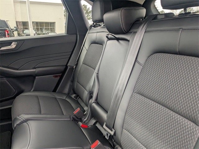 New 2026 Ford Escape SE image 28