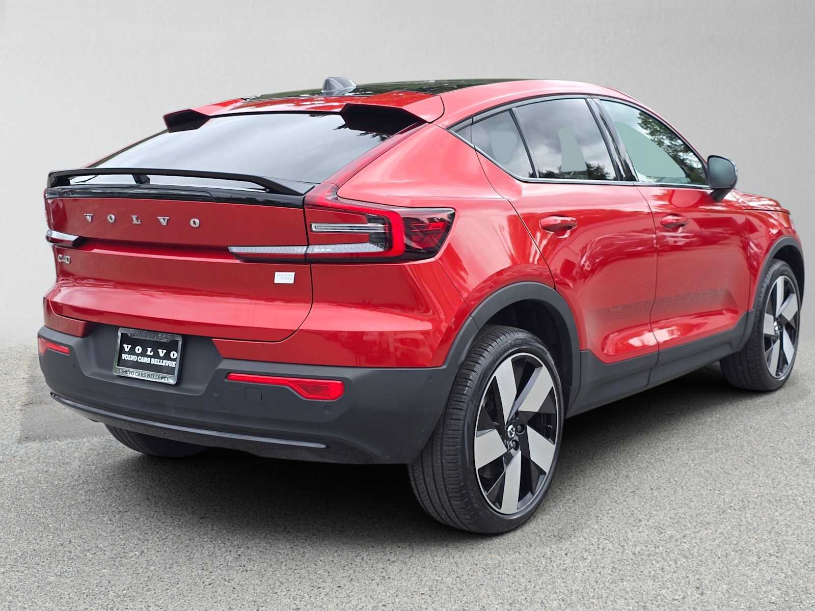 Certified 2023 Volvo C40 P8 Recharge Ultimate AWD/4WD image 4