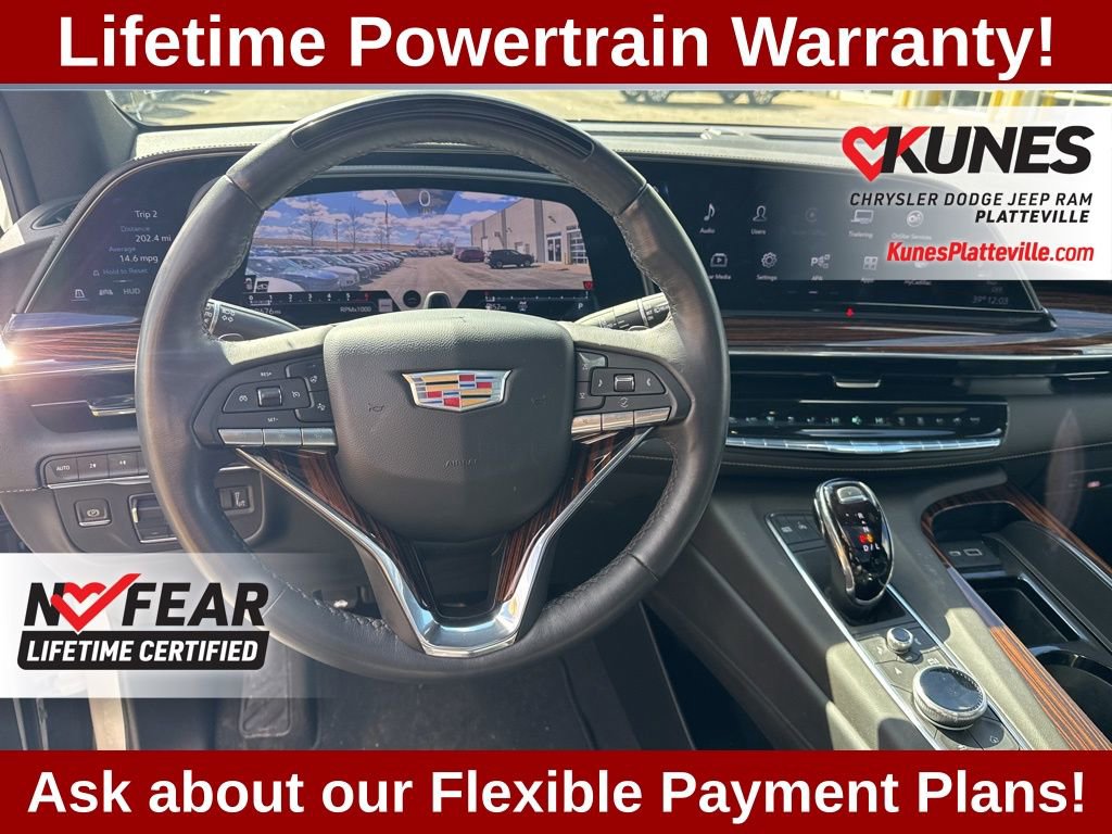 Used 2023 Cadillac Escalade Premium Luxury image 14