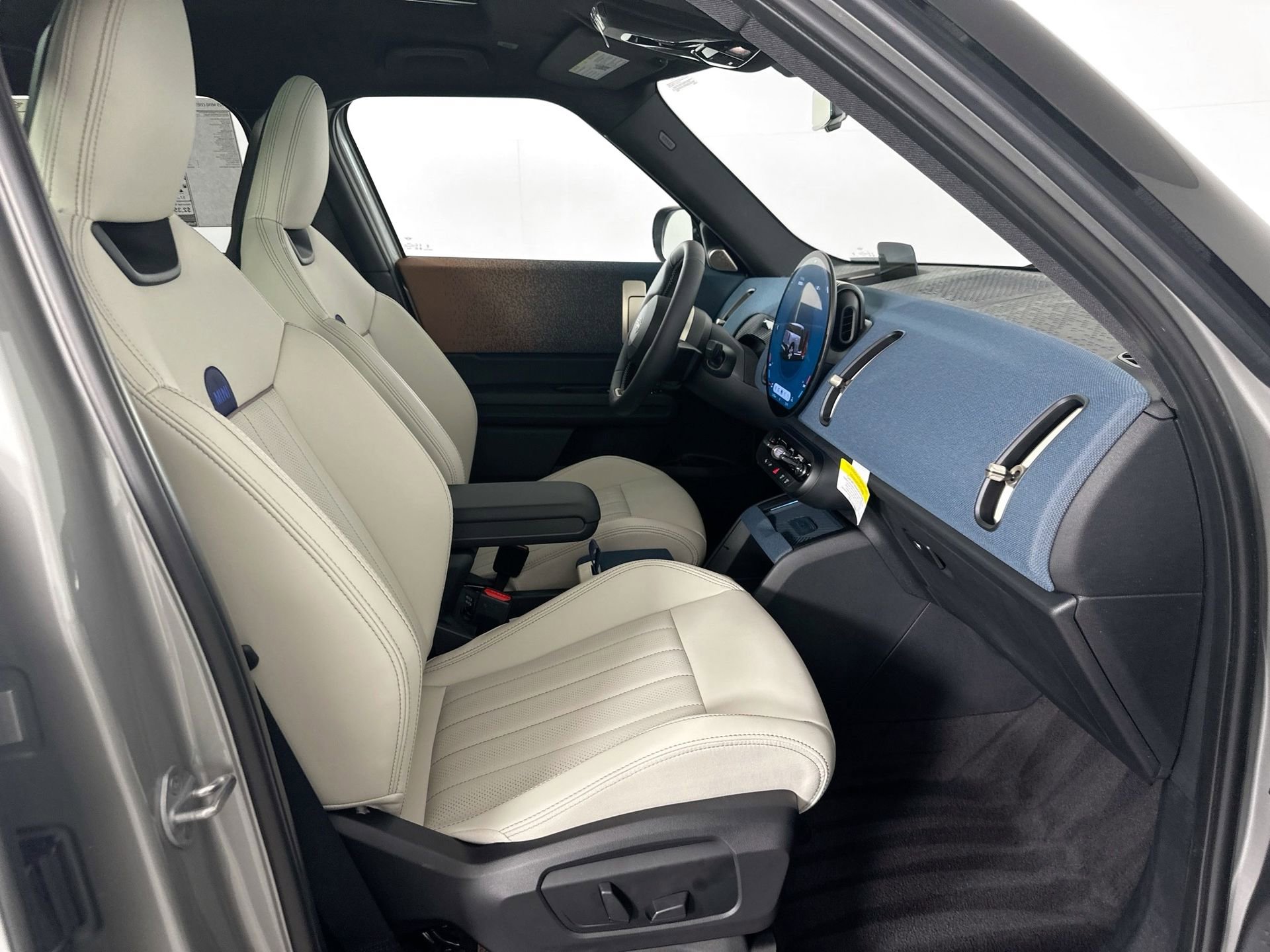New 2025 MINI Cooper Countryman S w/ Comfort Package Max image 26