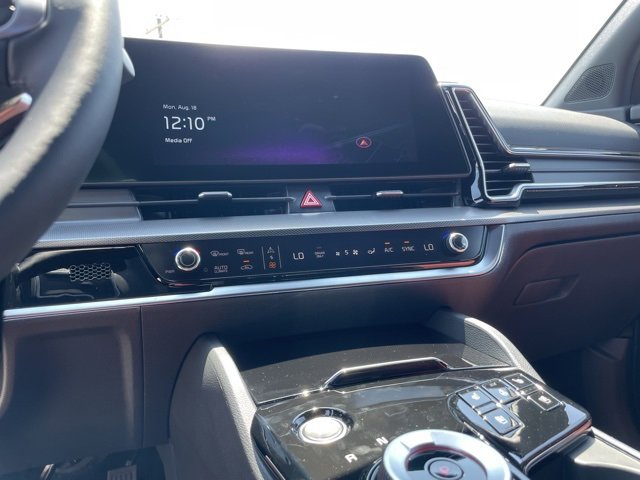 New 2025 Kia Sportage SX Prestige image 13