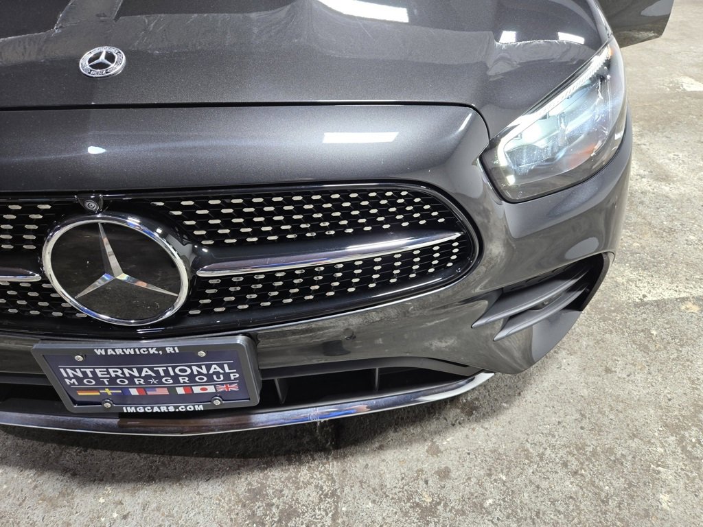 Used 2022 Mercedes-Benz E 350 4MATIC Sedan image 6