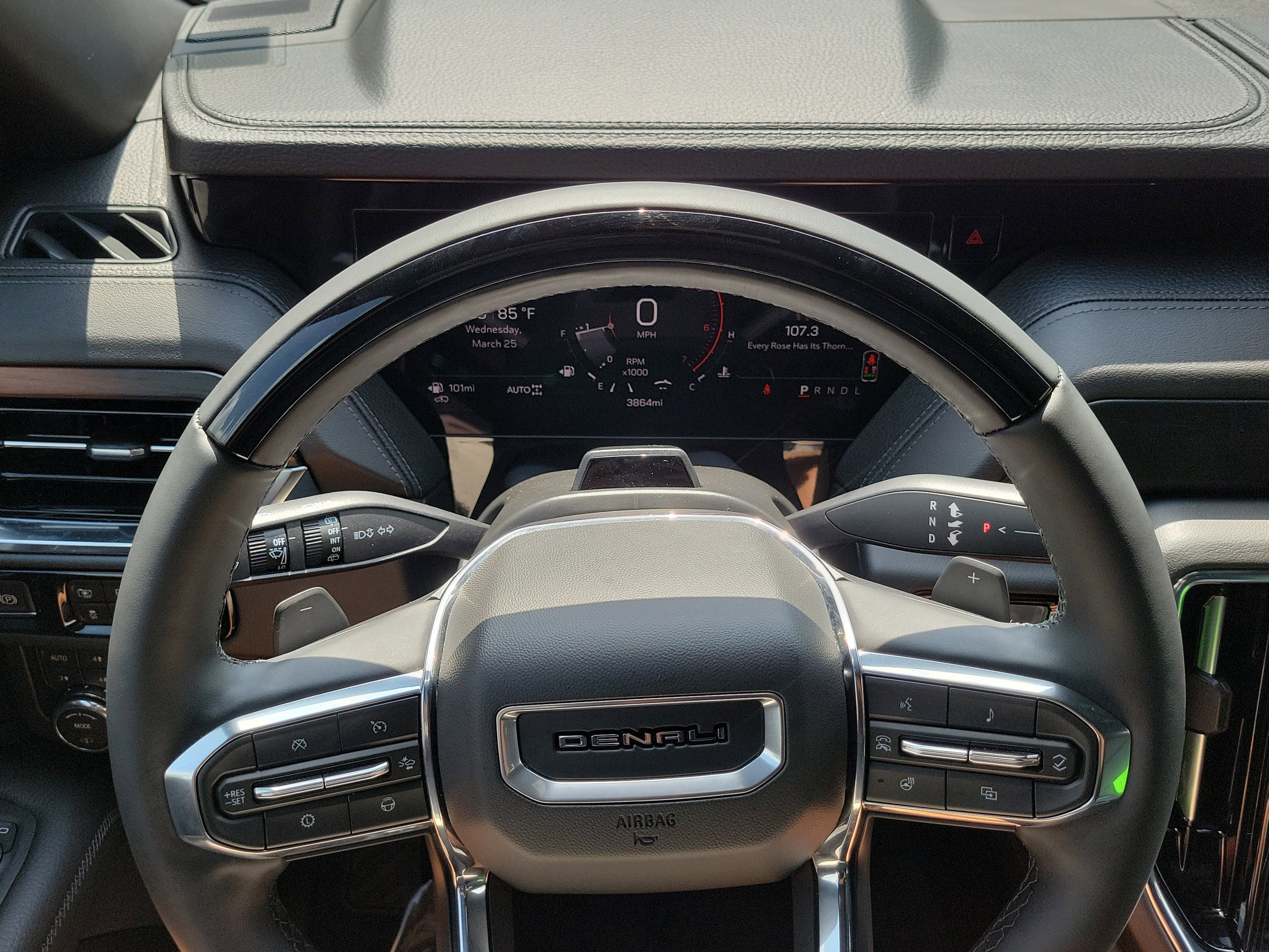 Used 2026 GMC Yukon Denali w/ Denali Reserve Package image 24