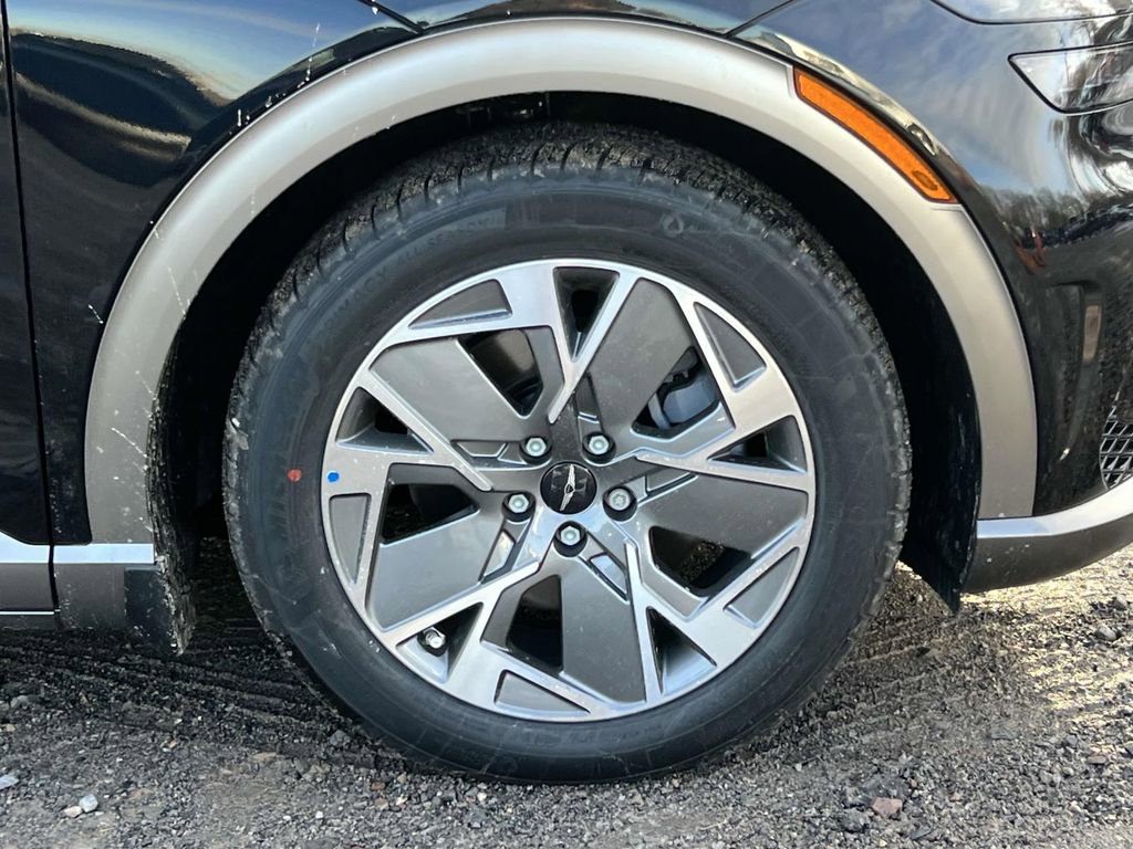 New 2025 Genesis GV60 Advanced AWD/4WD image 6