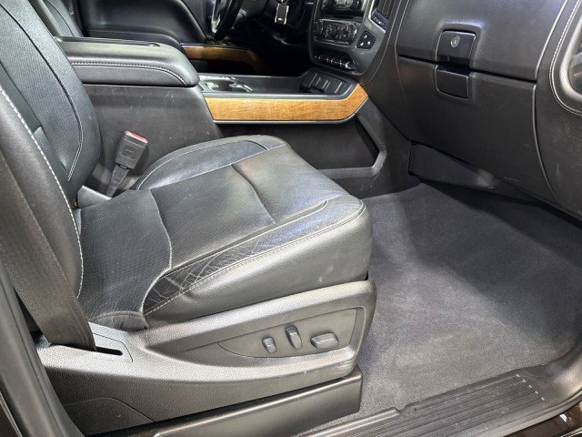 Used 2019 Chevrolet Silverado 3500 LTZ w/ Duramax Plus Package image 54
