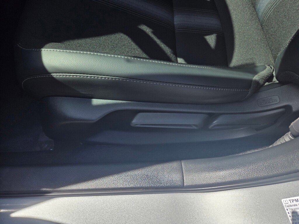 Certified 2025 Honda Civic Sport image 14