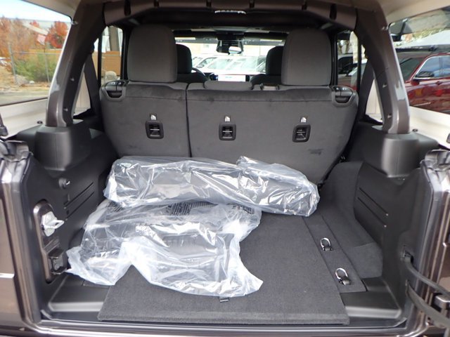 New 2026 Jeep Wrangler Unlimited Sport AWD/4WD image 8
