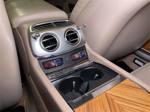 Used 2014 Rolls-Royce Wraith image 27