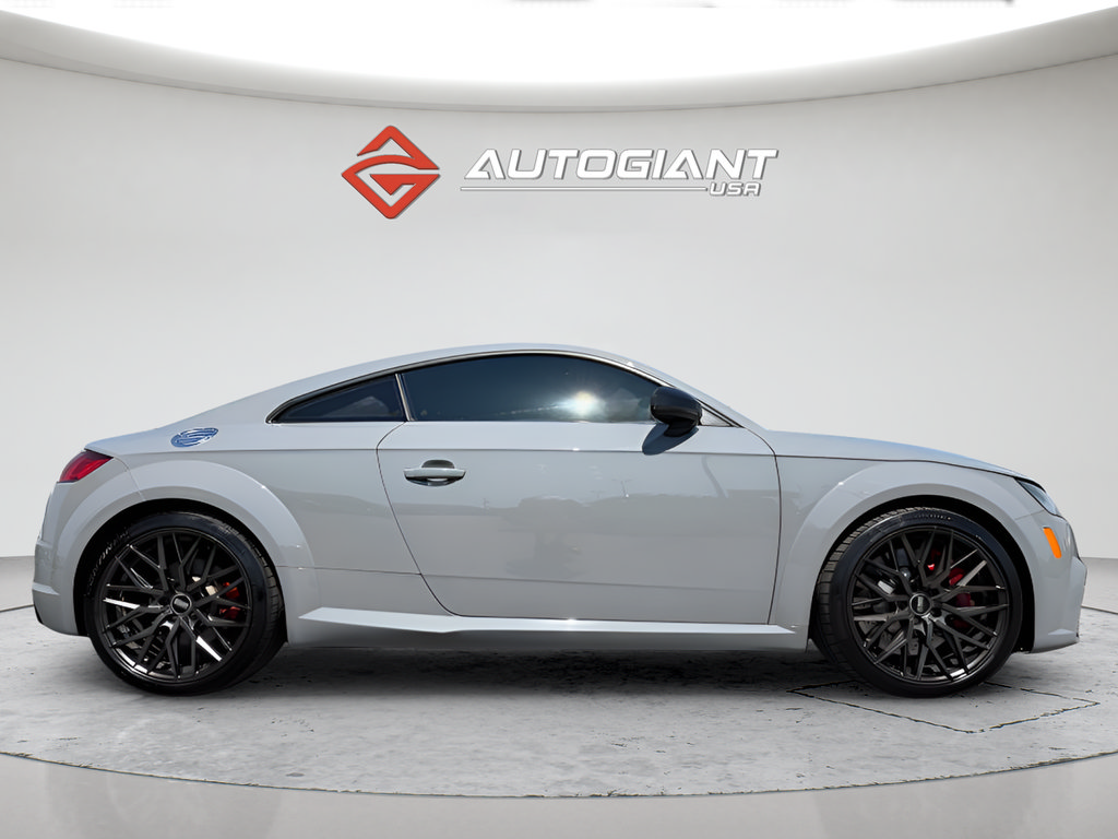 Used 2018 Audi TT RS w/ Technology Package AWD/4WD image 16
