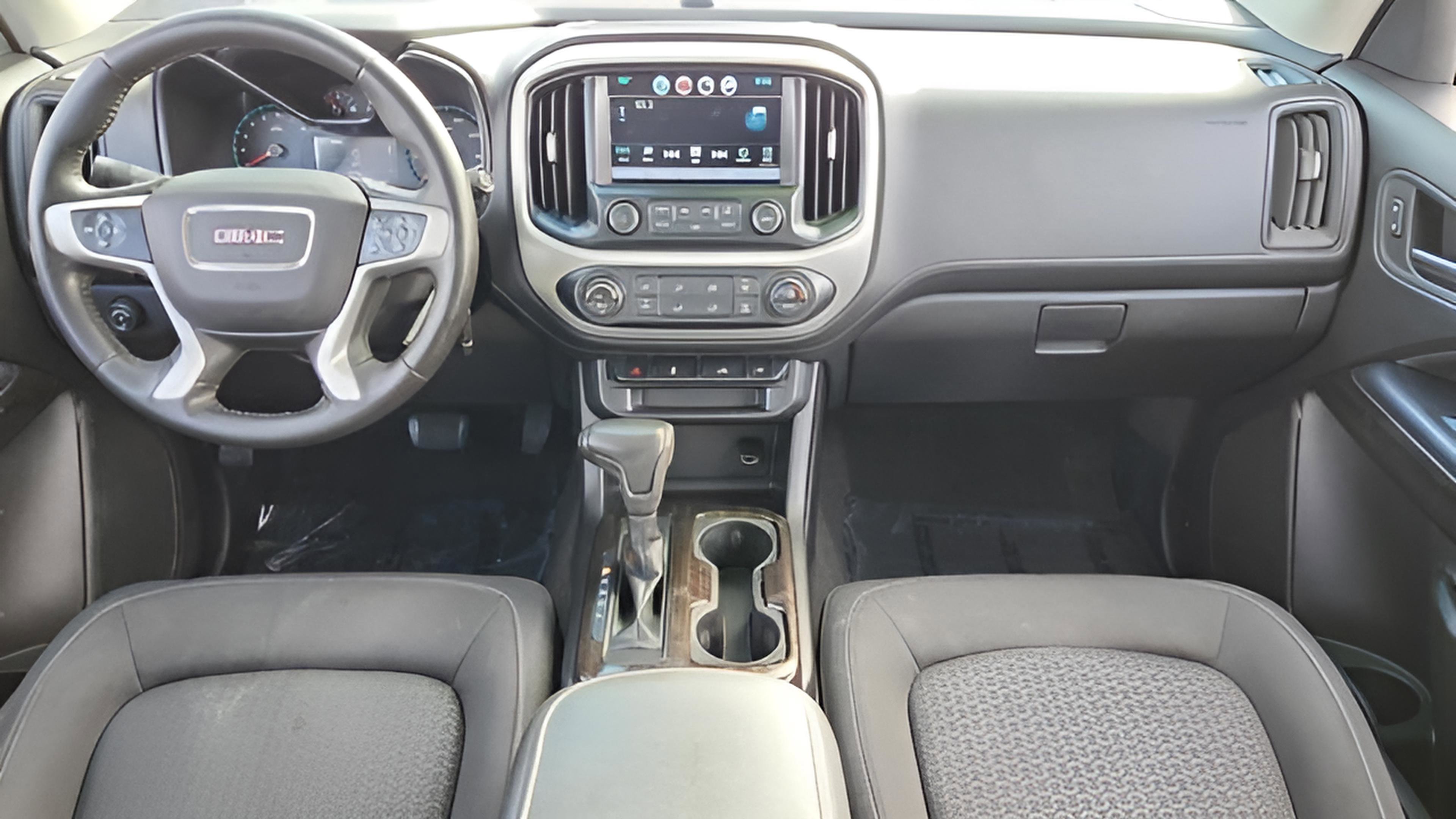 Used 2017 GMC Canyon SLE w/ Nightfall Edition image 14