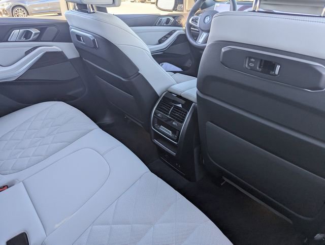 New 2026 BMW X5 xDrive50e w/ M Sport Package AWD/4WD image 15