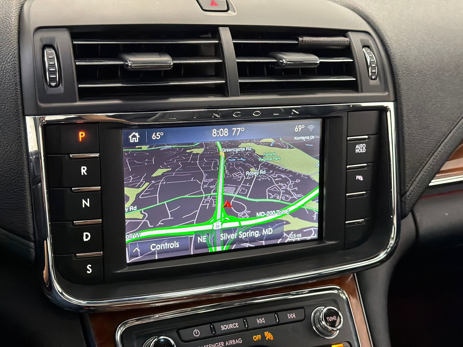 Used 2020 Lincoln Continental AWD w/ Premium Package image 26