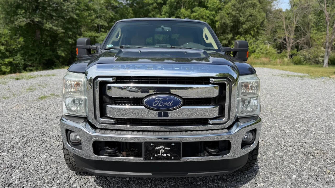 Used 2014 Ford F250 Lariat w/ Lariat Interior Package AWD/4WD image 2