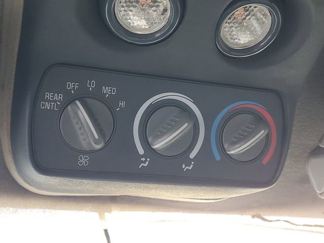 Used 1997 Chevrolet Suburban 4WD w/ Preferred Equipment Group 2 image 21