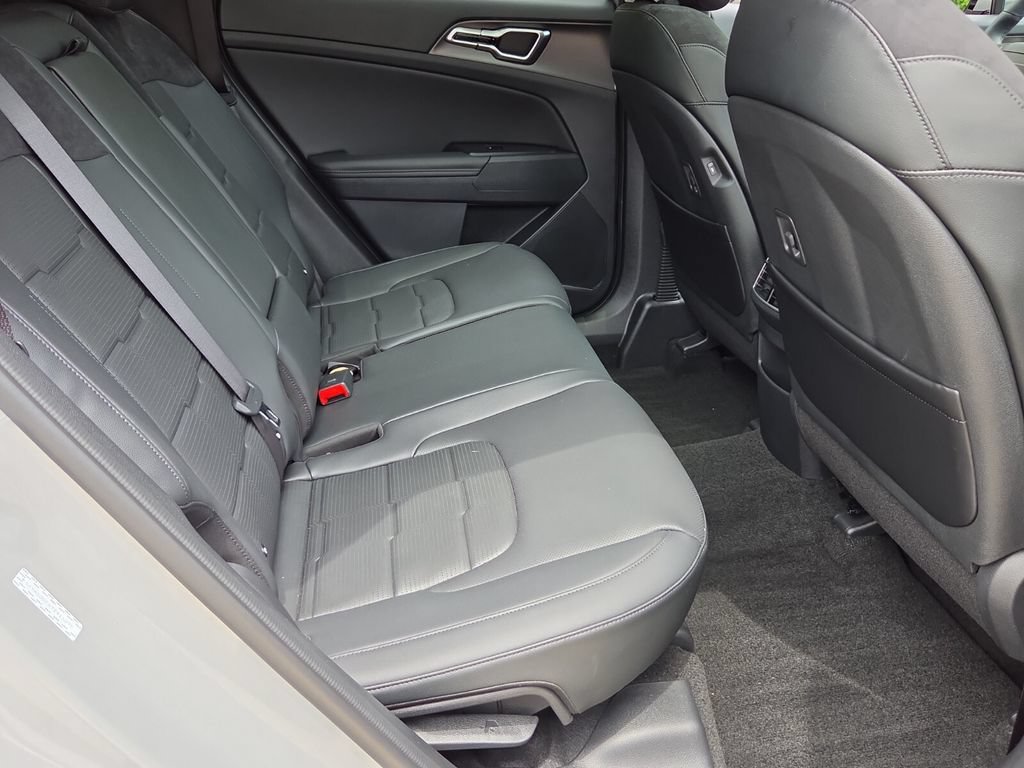 Used 2026 Kia Sportage SX FWD image 18