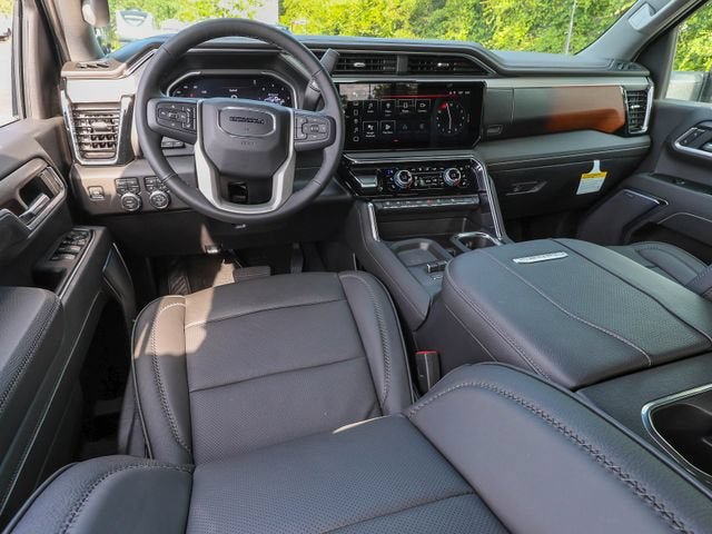 New 2026 GMC Sierra 2500 Denali w/ Denali Reserve Package AWD/4WD image 16