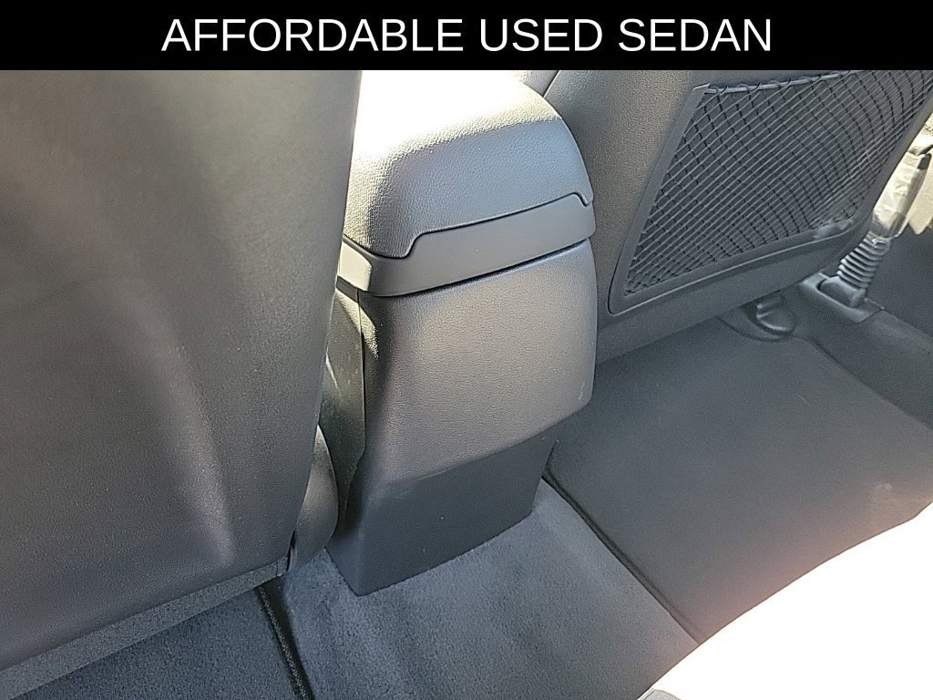 Used 2016 Hyundai Elantra SE FWD image 9