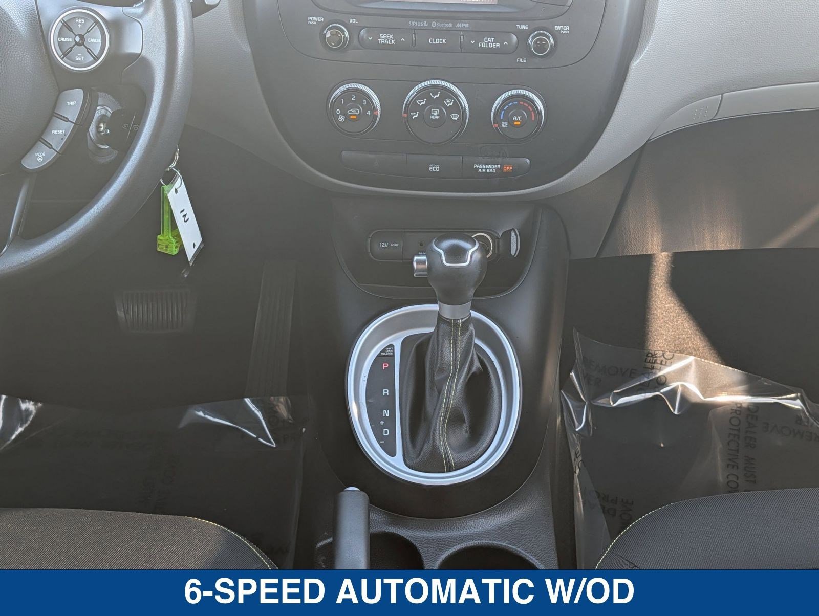 Used 2016 Kia Soul + image 18