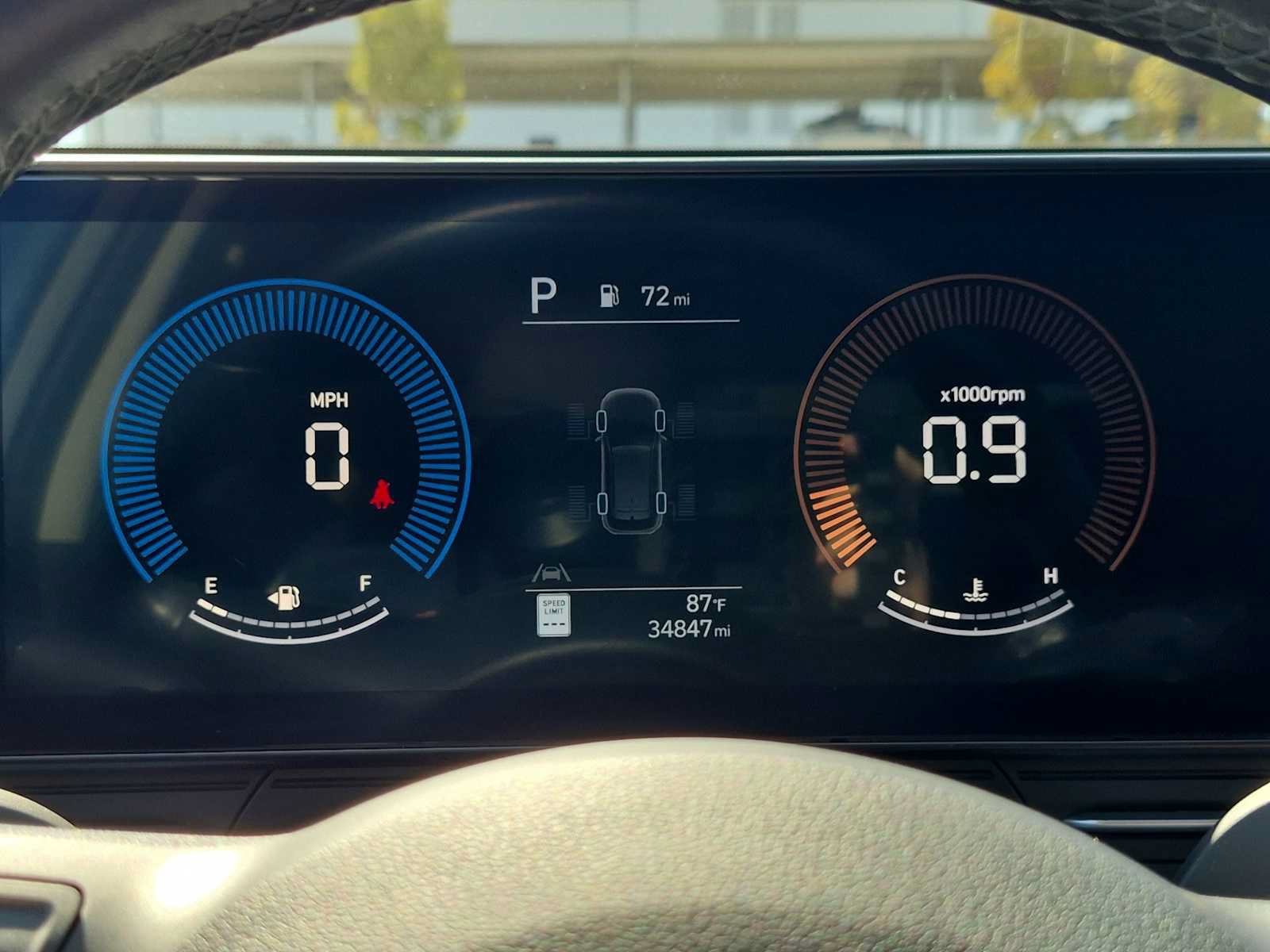 Certified 2025 Hyundai Kona SEL AWD/4WD image 31