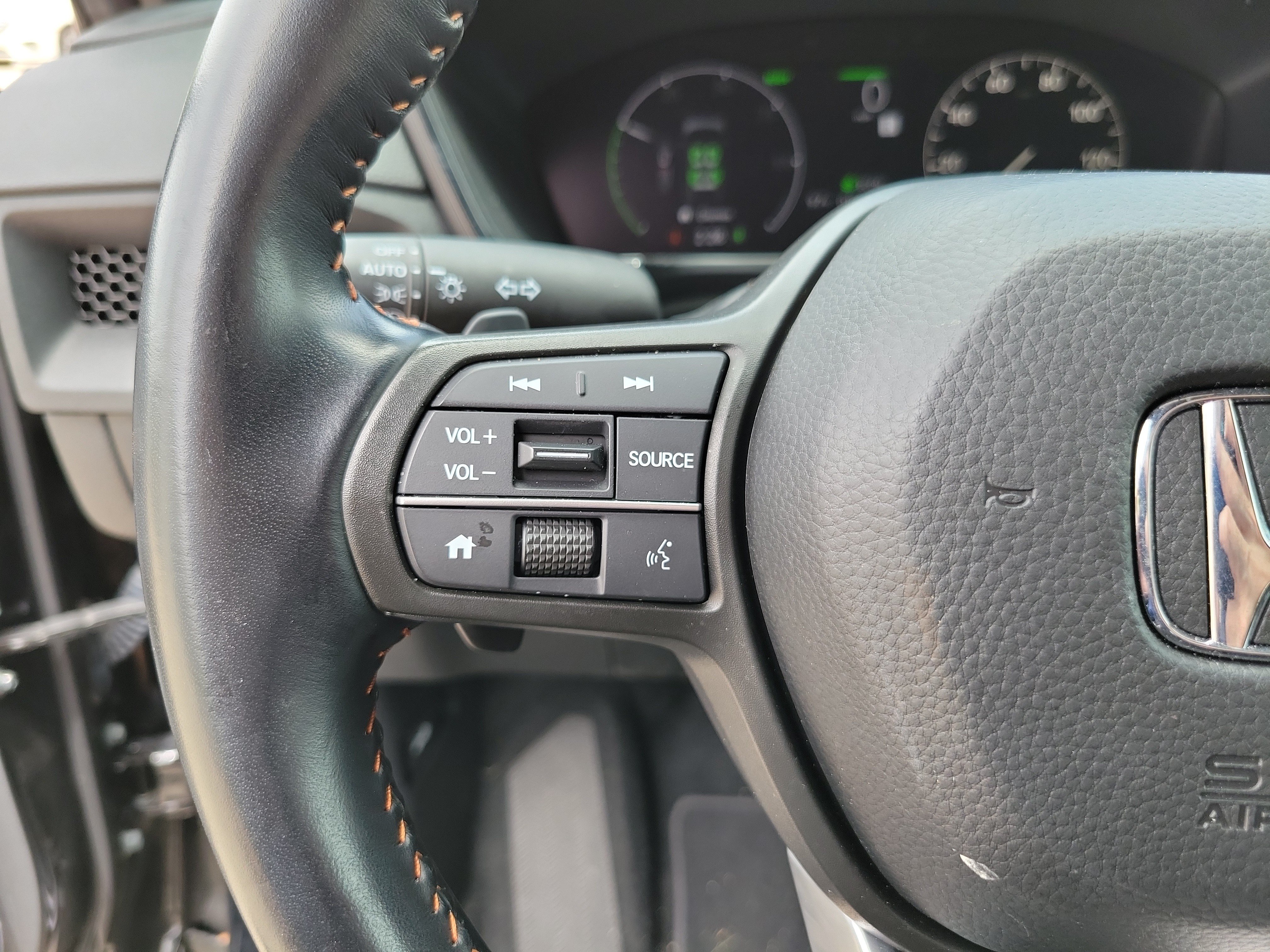 Used 2025 Honda CR-V Sport image 28