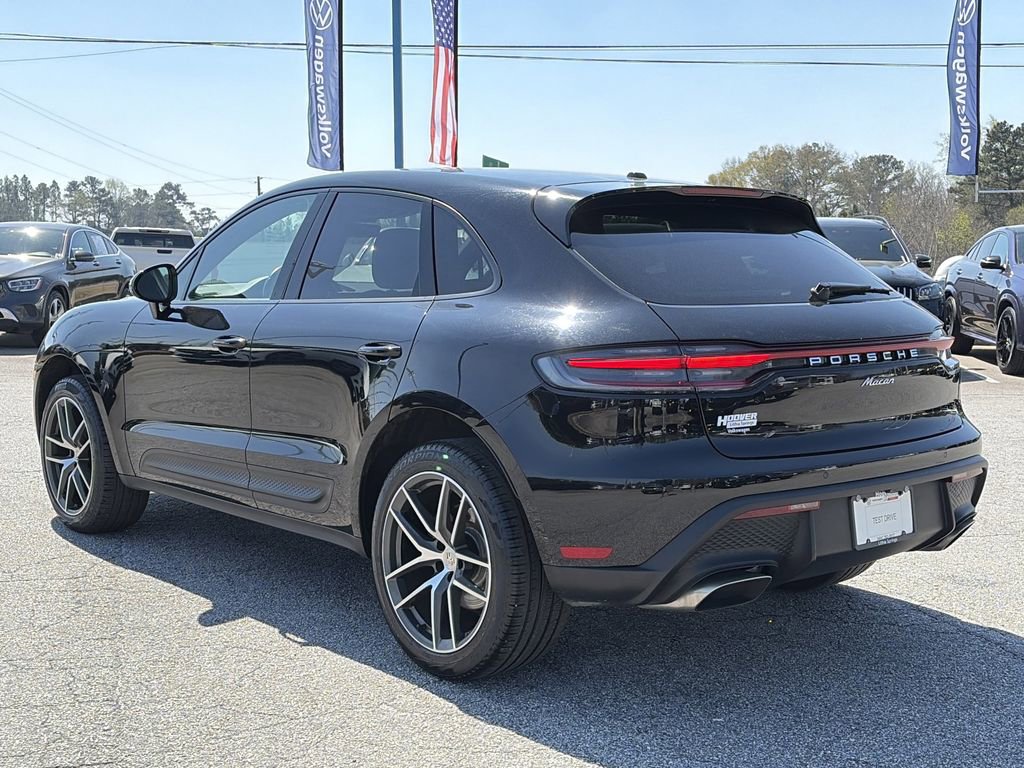 Used 2023 Porsche Macan image 22