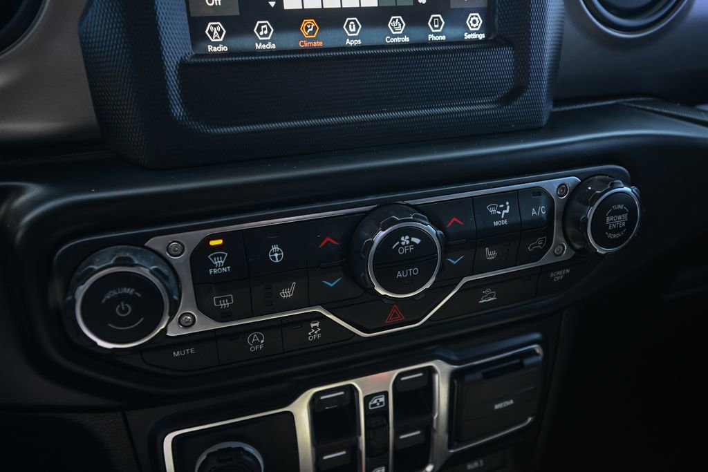 Used 2020 Jeep Gladiator Sport w/ Quick Order Package 24S image 37