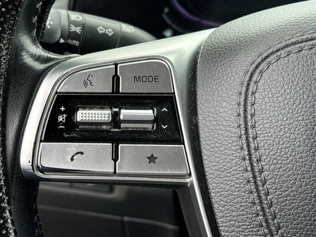 Used 2023 Kia Telluride EX w/ EX Captain's Chair Package image 29