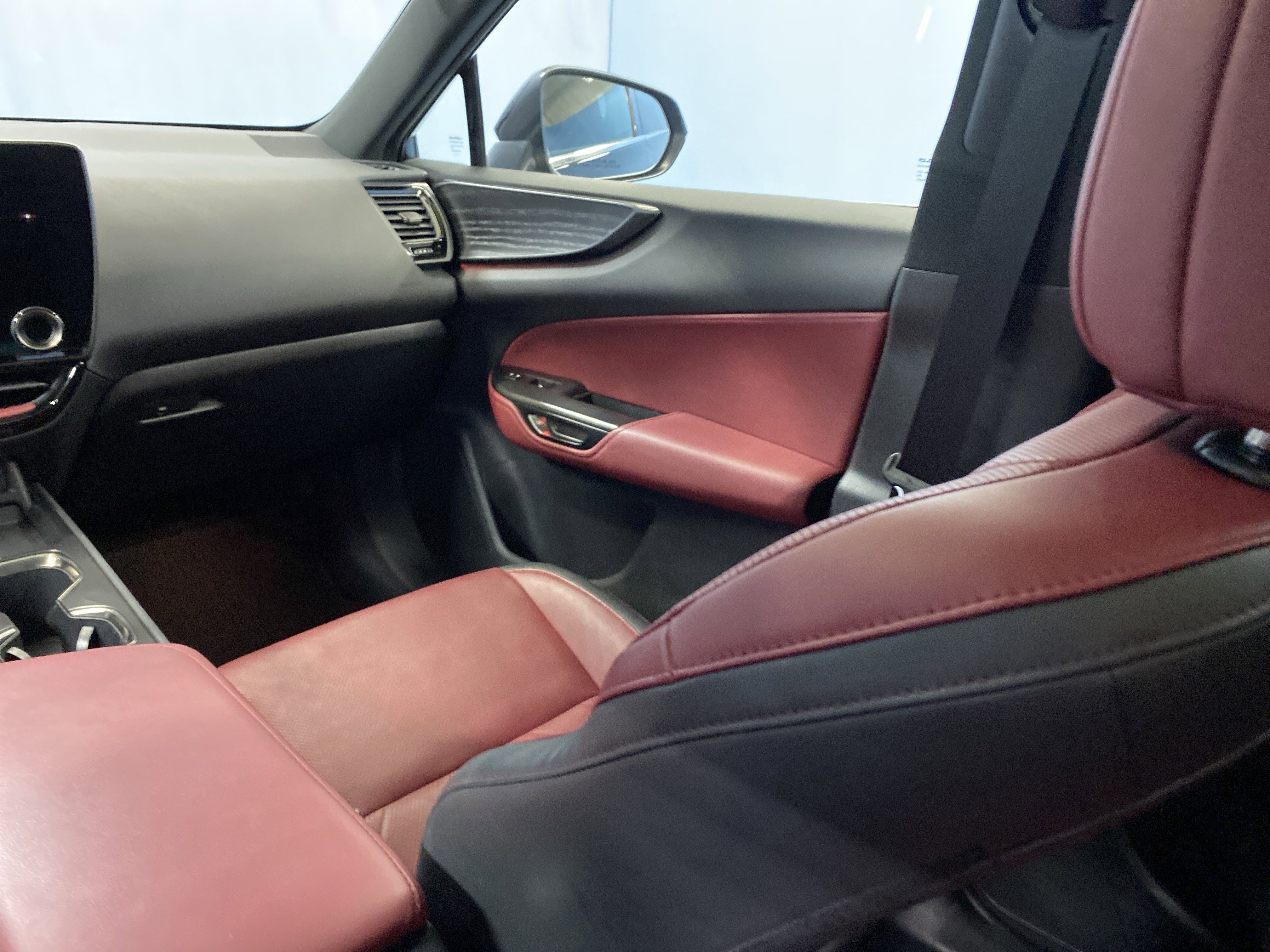 Used 2023 Lexus NX 350 AWD w/ Luxury Package image 28