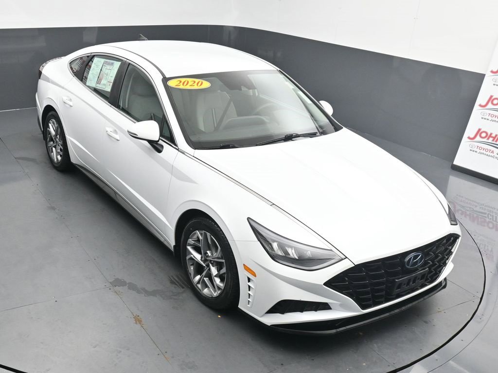 Used 2020 Hyundai Sonata SEL w/ Winter Weather Package image 10