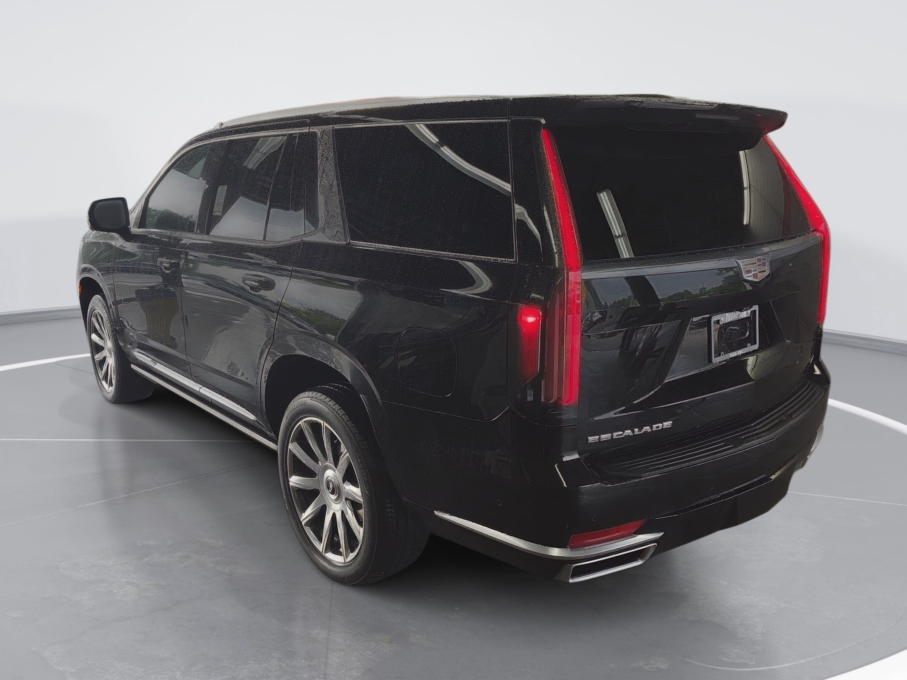 Certified 2022 Cadillac Escalade Premium Luxury Platinum AWD/4WD image 5