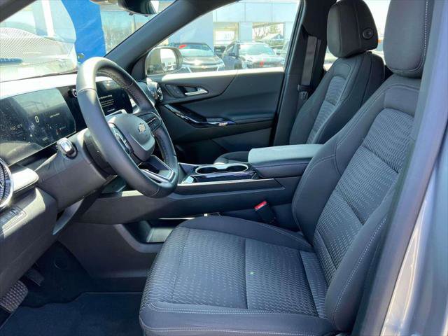 Used 2025 Chevrolet Equinox LT w/ Safety and Technology Package image 15