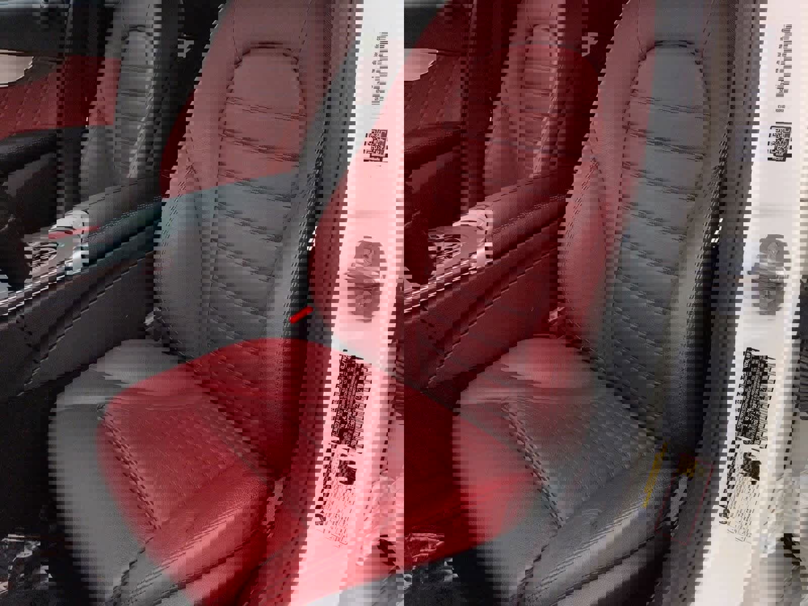 Used 2019 Mercedes-Benz C 300 4MATIC Sedan image 17