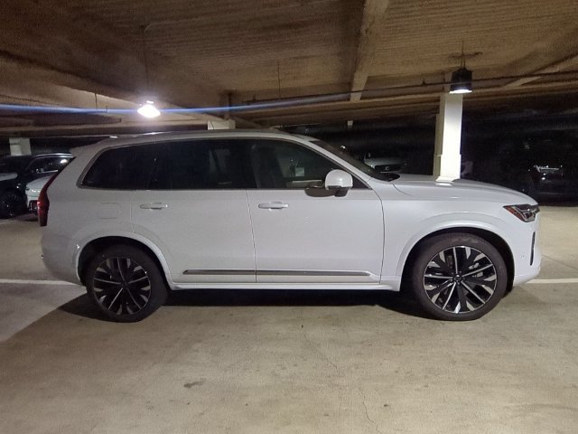 New 2026 Volvo XC90 T8 Plus w/ Protection Package AWD/4WD image 2