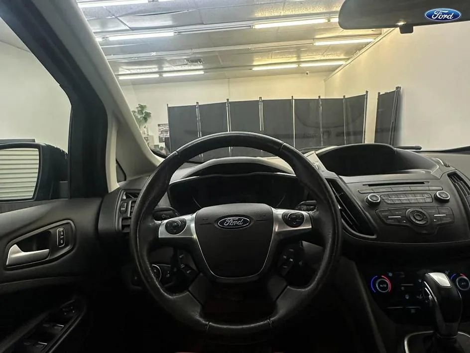 Used 2018 Ford C-MAX SE w/ Interior Protection Package image 18