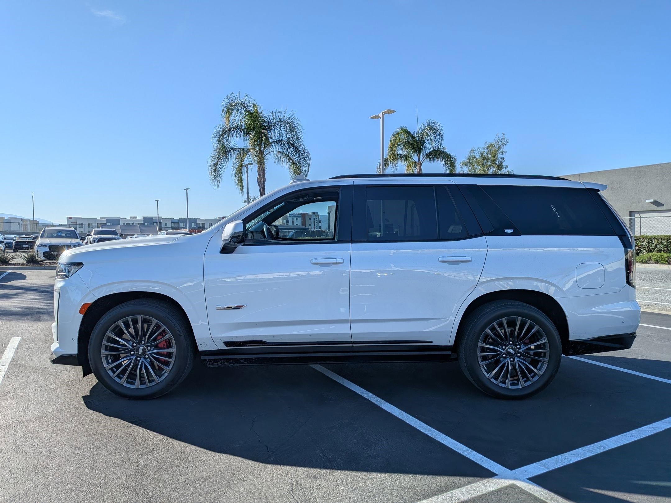 Used 2024 Cadillac Escalade V w/ Heavy-Duty Trailer Package image 7